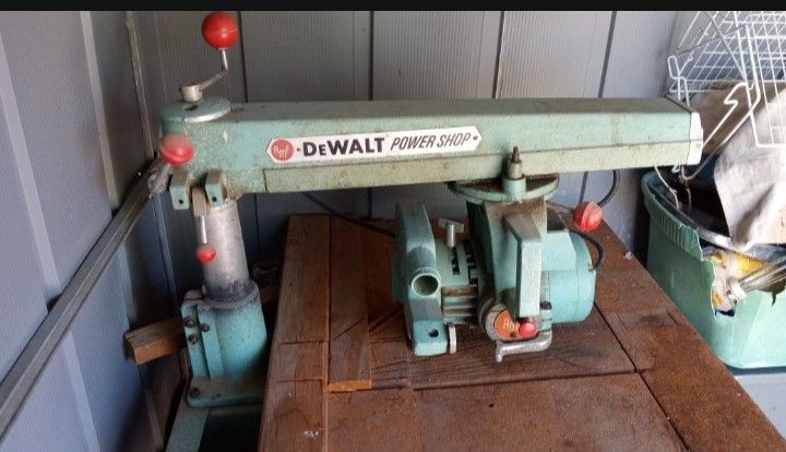 DeWalt Radial Arm Saw