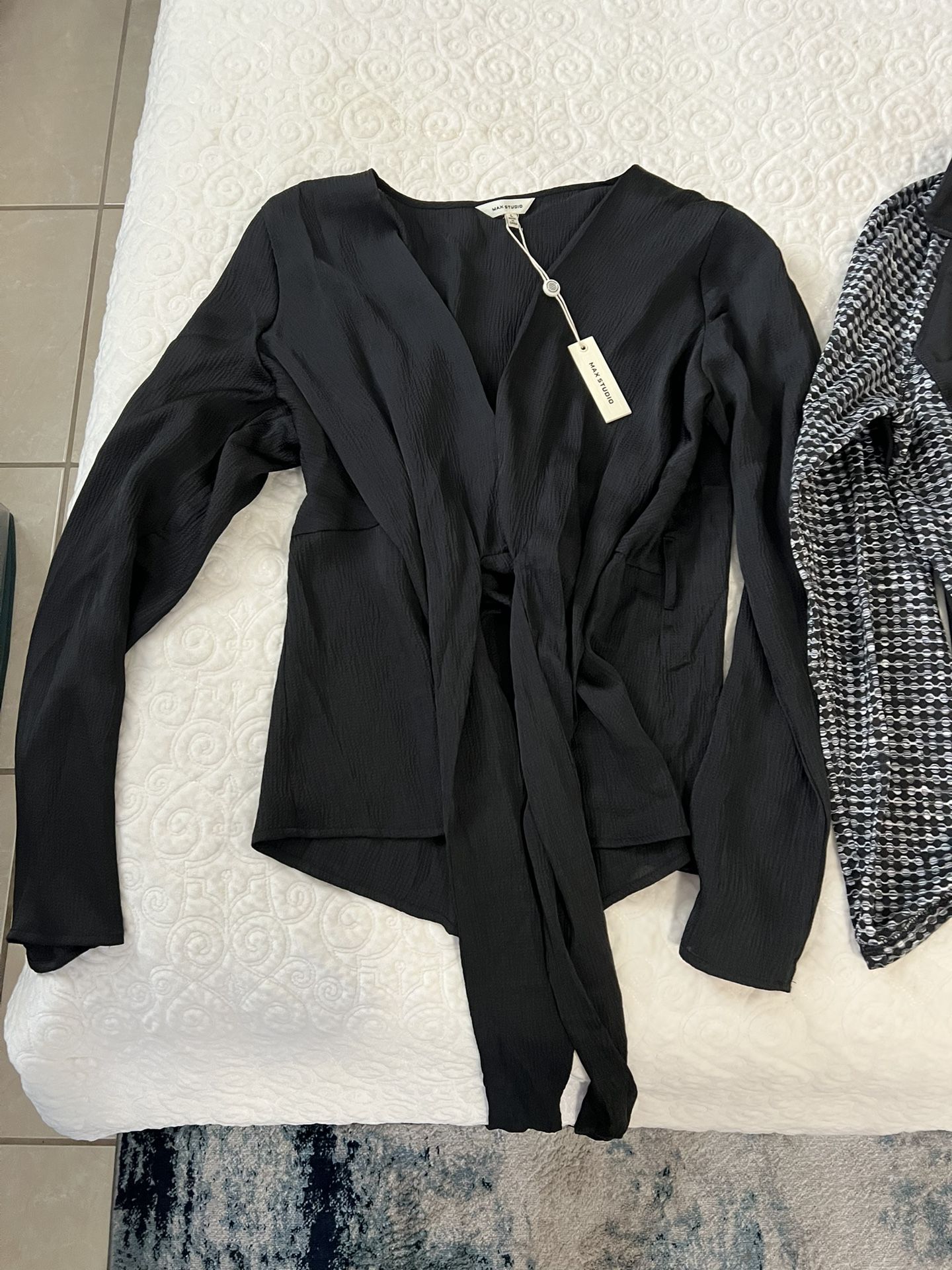 Women’s Size Large Blouses / Dresses / Skirts
