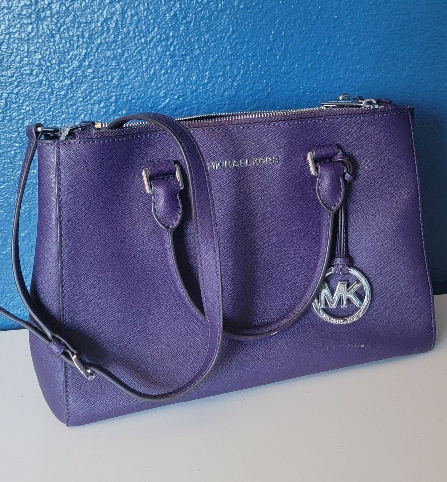 Michael KORS Sutton Satchel