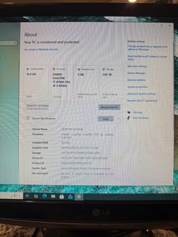 ASUS desktop computer