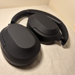 I’m selling brand-new, sealed Status Audio earbuds.