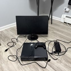 Microsoft Xbox One + Monitor