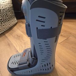 Ossur Rebound Air Walker Boot , Right leg, size s