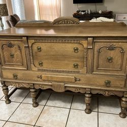 Antique Jacobean Sideboard/hutch