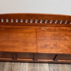 Entryway Bench With Storage
