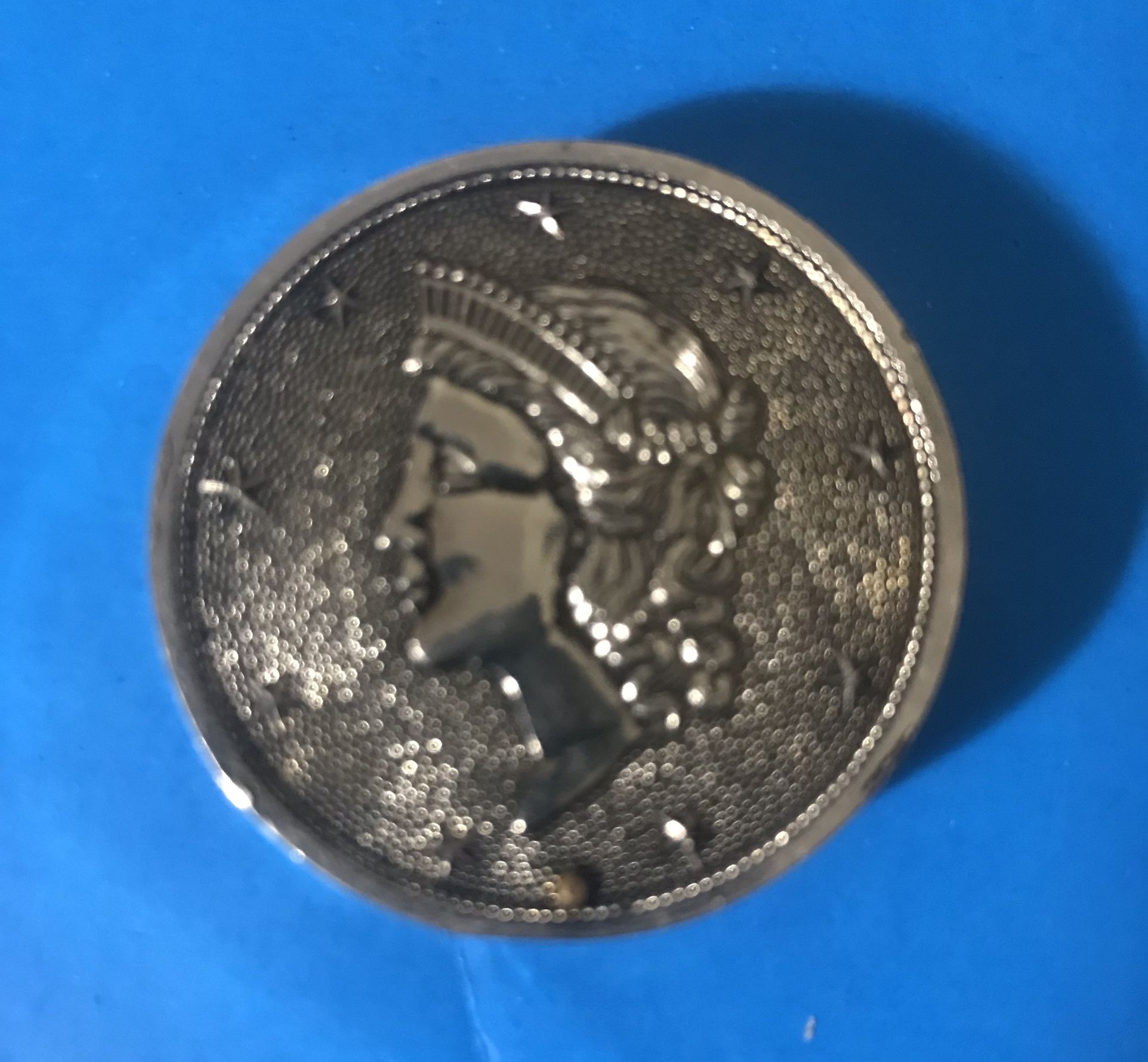 Vintage Windsor Coin Lighter metal case only made in Japan