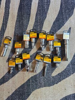 DEWALT Socket Adapters & Extensions – New