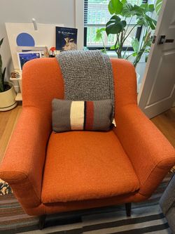 Accent chair