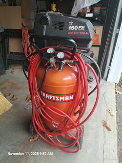 CRAFTSMAN 30 GALLON AIR COMPRESSOR 