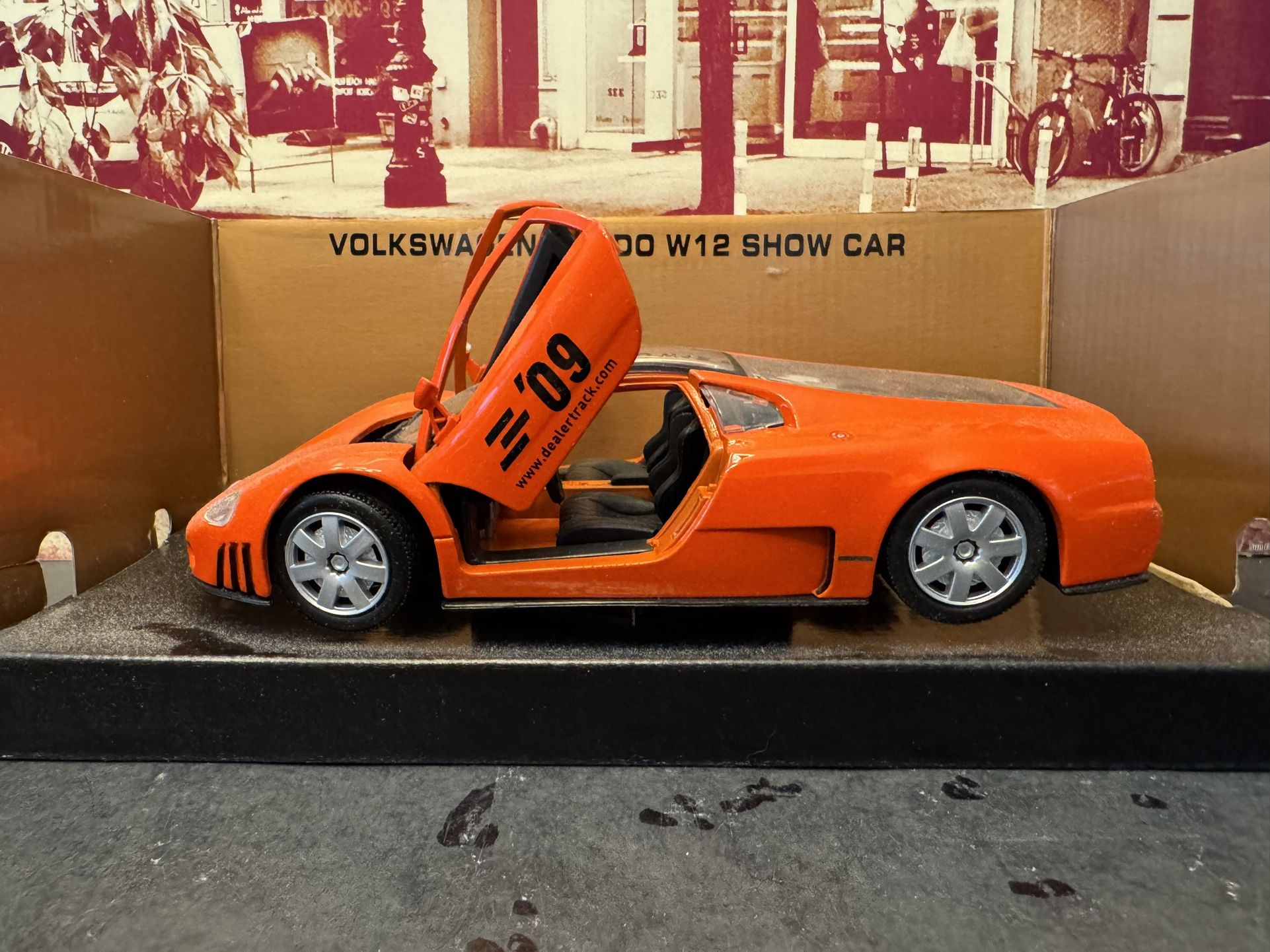 1:24 Scale Volkswagen Nardo W12 Show Car Diecast Vehicle.