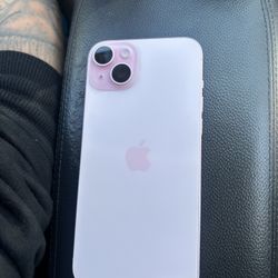 iPhone 15 Plus 
