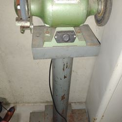 Cummins Mack Heavy Duty Electric Bench Grinder with stand