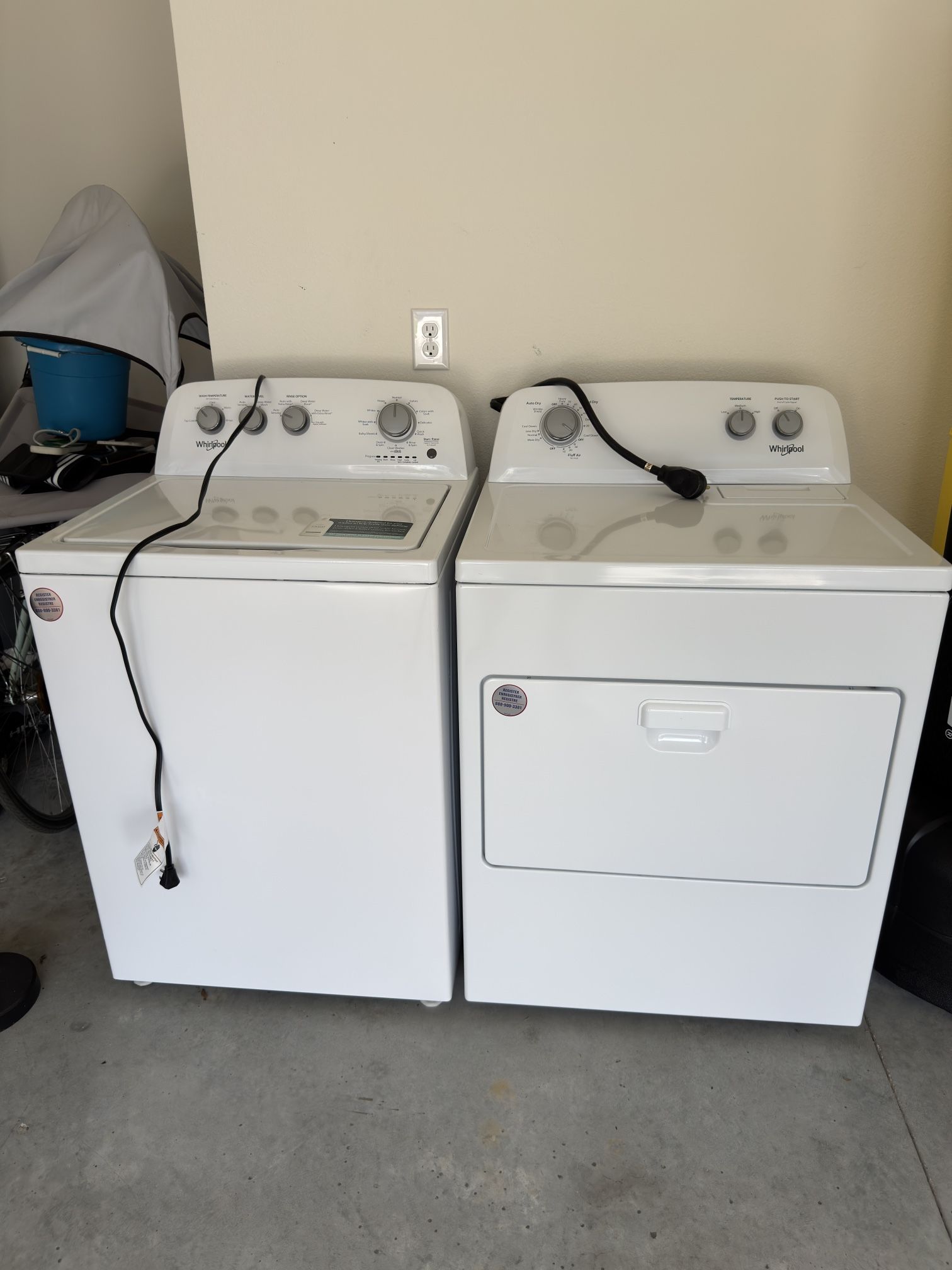Whirlpool Wash and Dryer Set
