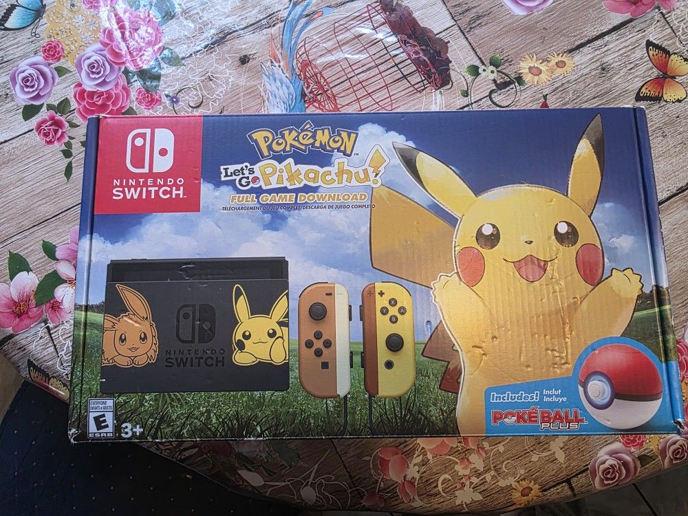 Nintendo Switch Console Let’s Go Pikachu! Edition