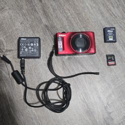 Nikon Digital Camera 