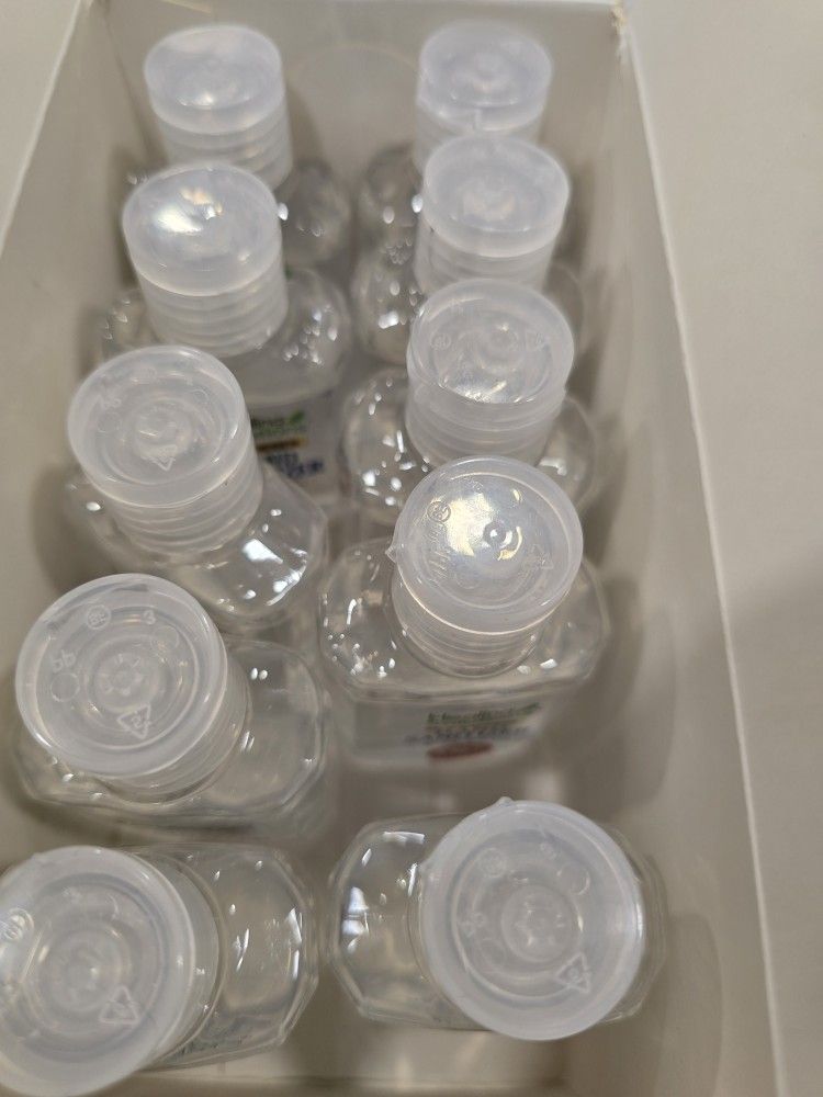 NEW BOX OF 10 SMALL HAND SANITIZERS