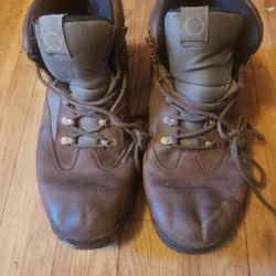 Timberland Chocurua Trail Waterproof Hiking Boots - Size 12 Mens