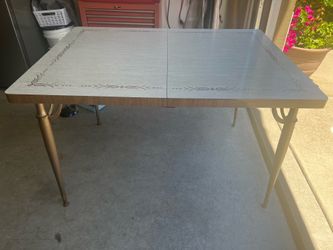 Vintage mid century 1960s Table