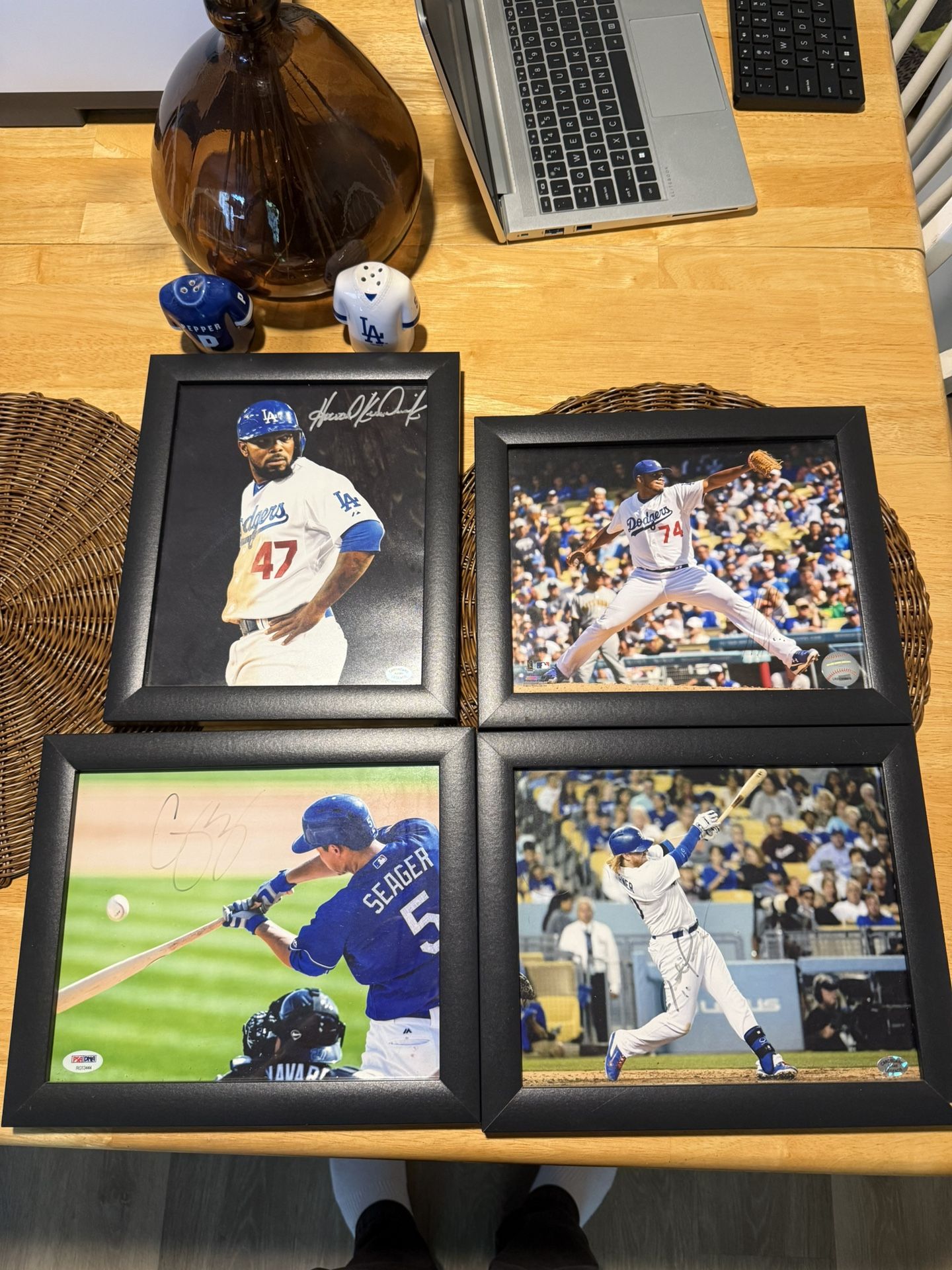 Signed dodgers Photos