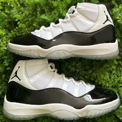 Nike Air Jordan 11 ‘Concord’ (Size 9.5)