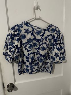 Women’s shirt