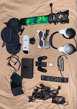 PlayStation 5/4 Nitendo cords and miscellaneous stuff