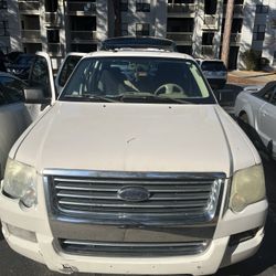 2008 Ford Explorer