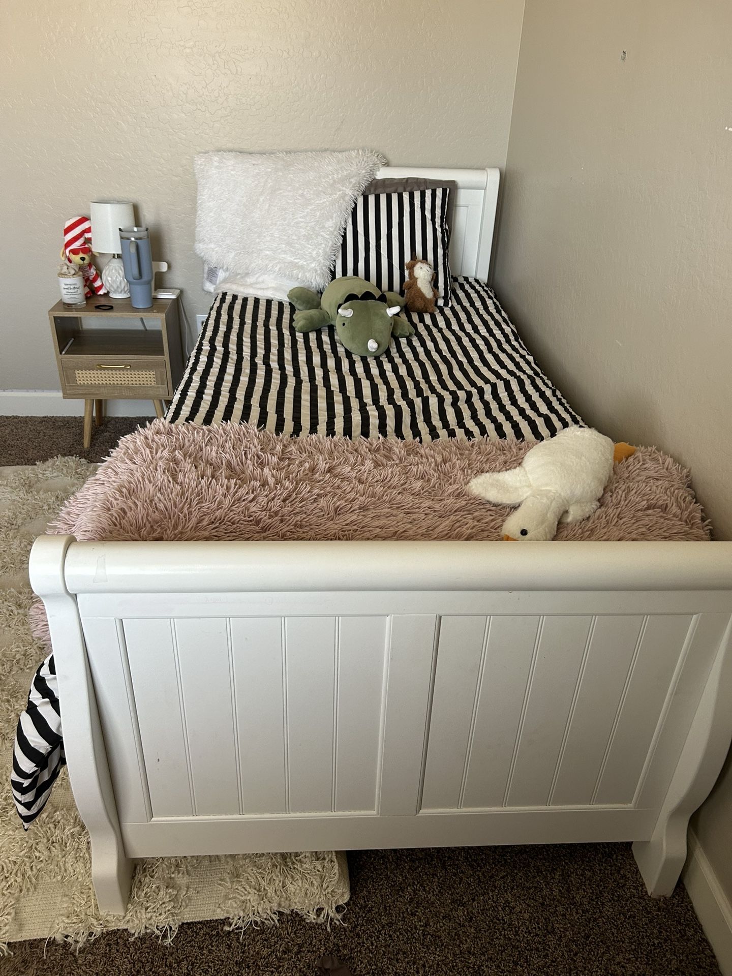 Twin Bed and Dresser Set