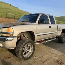 2004 GMC Sierra