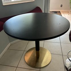 Nook Table 30H36W