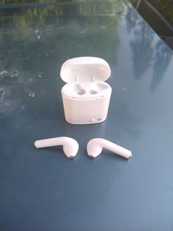Wireless earbuds
