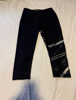 90 Degree capri leggings