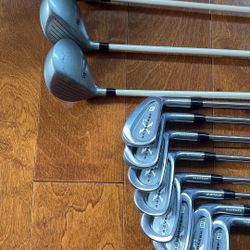 Woman’s Golf Club Set