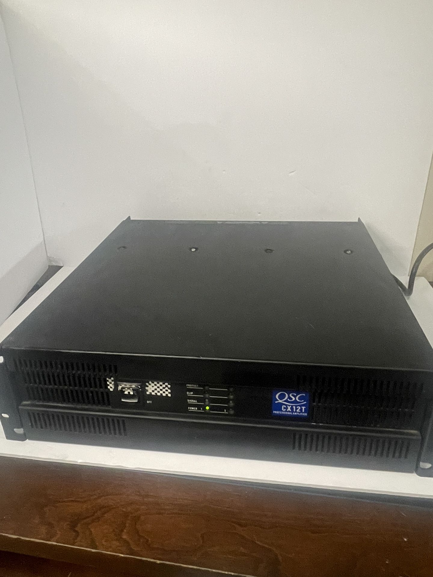 QSC amplifier CX12T 2x700w 4 ohm Working