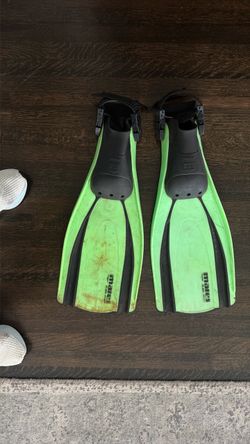 Mares diving fins