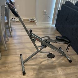 Row N Ride Glute,legs,full Body Trainer , Heavy Duty, In Perfect Condition, Used Few Times. Asking $38.00 OBO   Hablo Español