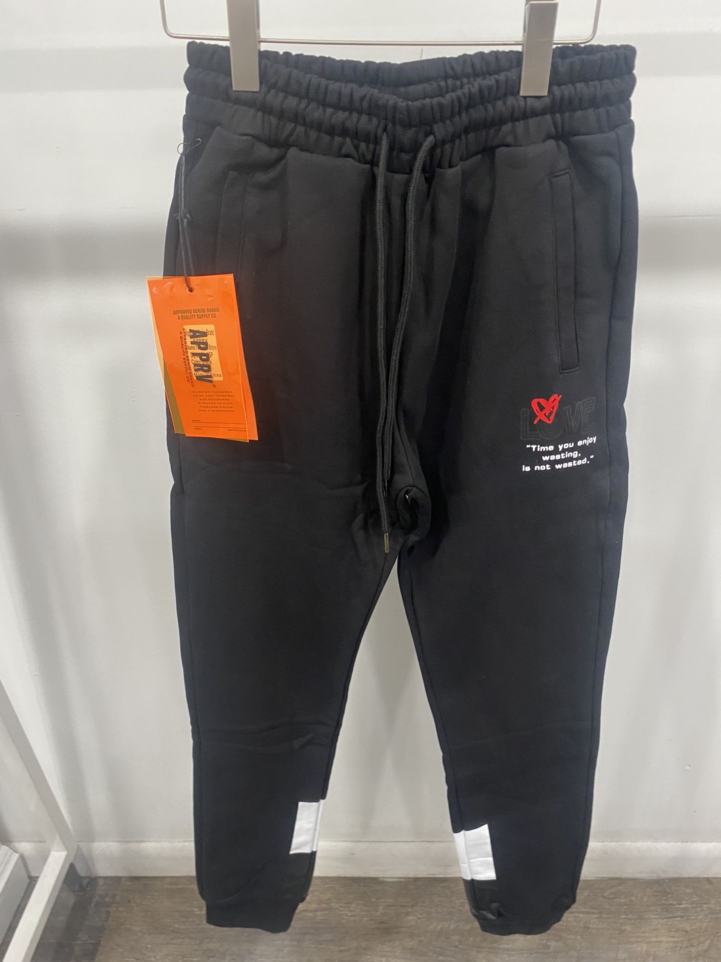 Apprv Love Sweat Pants