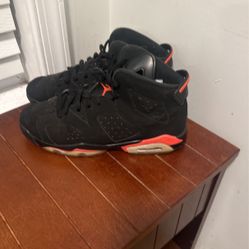 Jordan’s Men’s Size 7.5