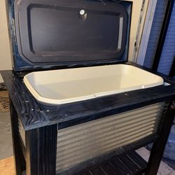 Wood portable cooler
