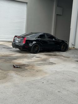 Cadillac CTS-V Black Sedan