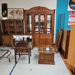 China Cabinet 2 Pes 