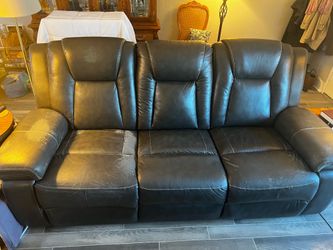 Leather couch $100 OBO