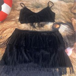 Two Piece Halter And Tassel Black Skirt Set
