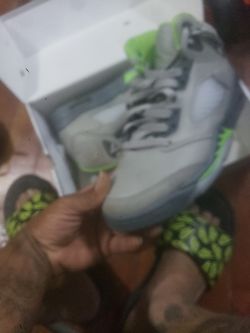 Jordan's 5 Retro Green Bean