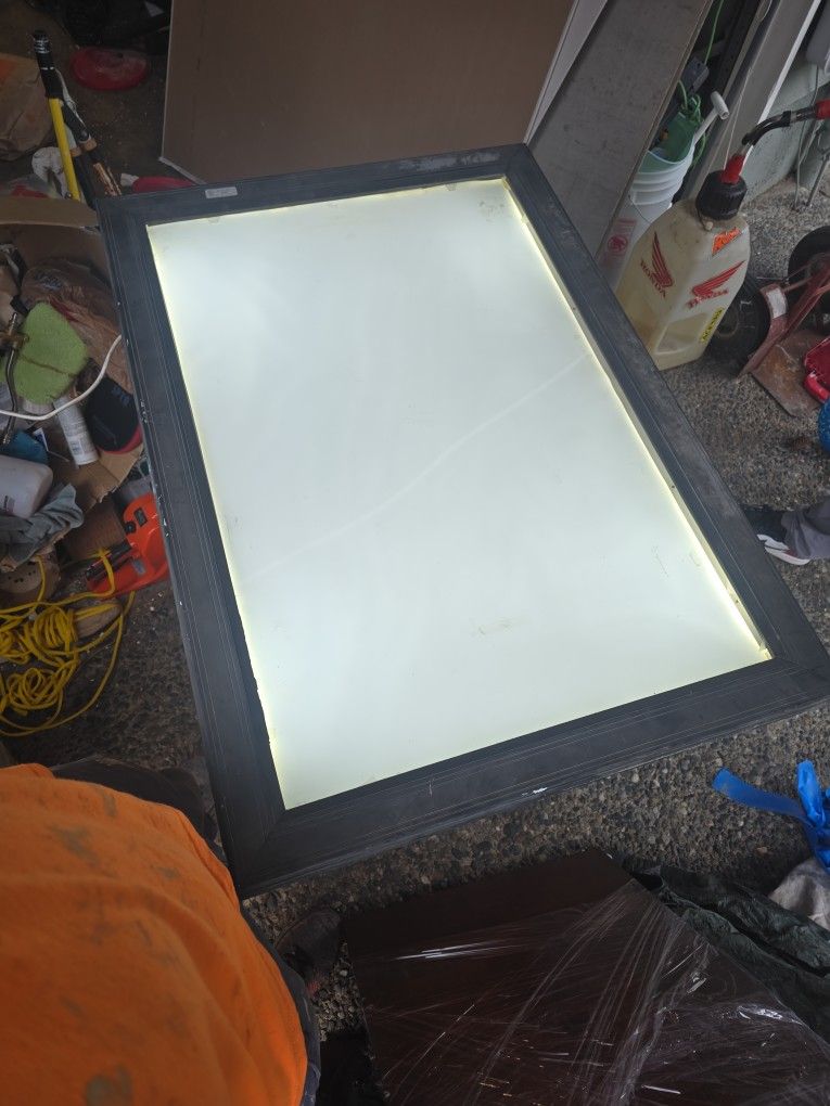 ILUMINATED Back Lite POSTER FRAME 33" × 24"