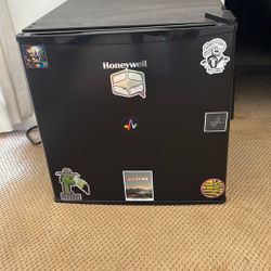 Black Mini Freezer