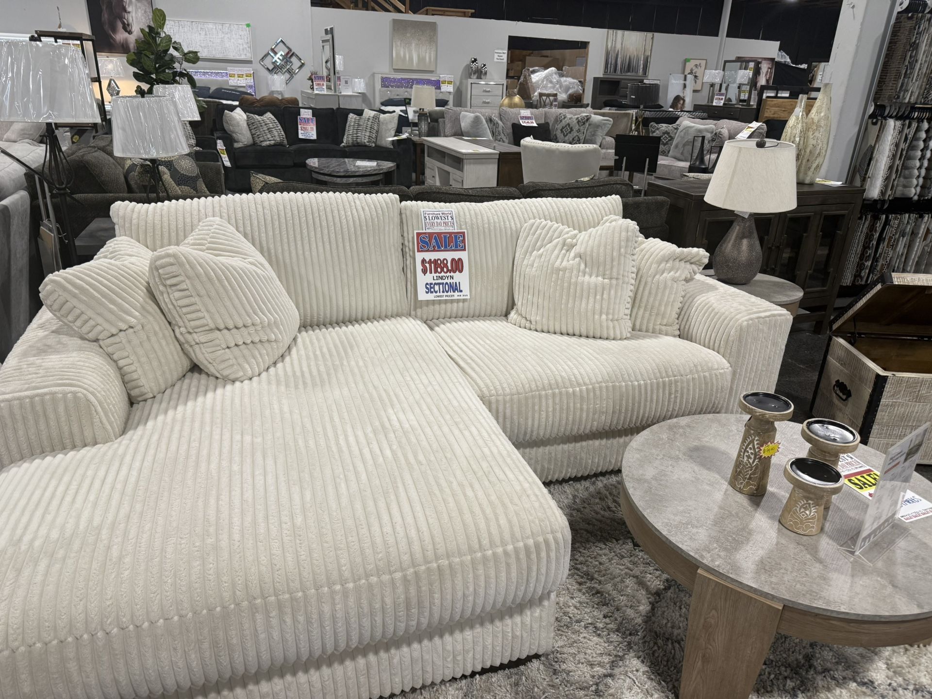 Brand New Lindyn Couches From Furniture world