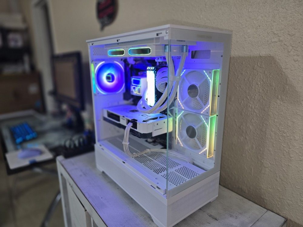 Gaming PC Intel i7 + RTX 4070