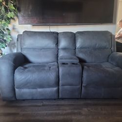 Loveseat Recliner 