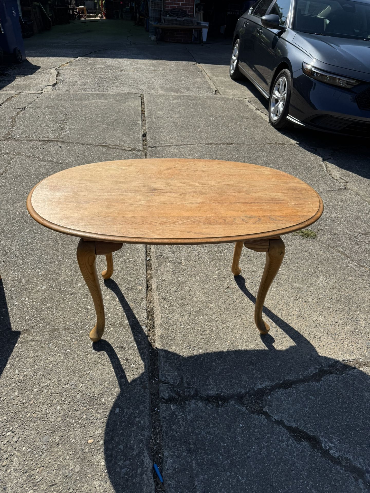 Free Decorative Table